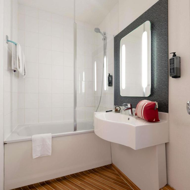 ibis Nancy Centre Gare et Congres - Chambre Standard avec 1 Lit Double - 10