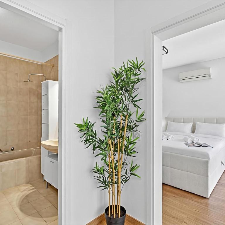 Via Maraini 15 - Appartamento con Vista Lago - 13