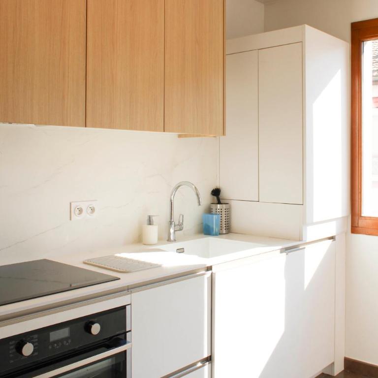 Large apartment with balcony - Stade de France - Appartamento - 12