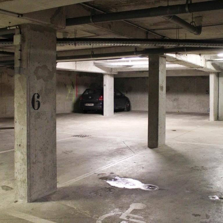 Large apartment with balcony - Stade de France - Appartamento - 33