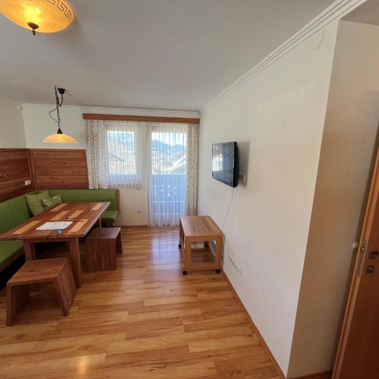 Apartment Alpenperle - Apartment mit 2 Schlafzimmern und Balkon - 6