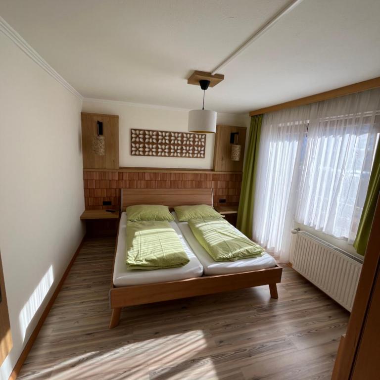 Apartment Alpenperle - Apartment mit 2 Schlafzimmern und Balkon - 5