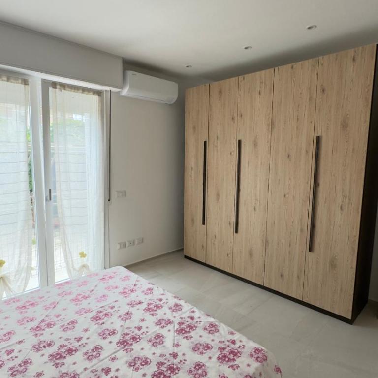 Riccione Beach Apartments - One-Bedroom Apartment - 10