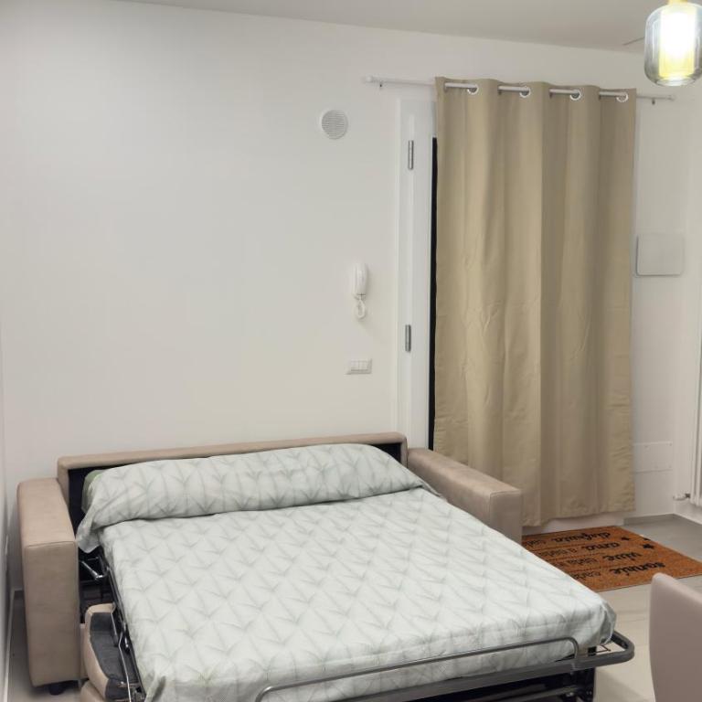 Riccione Beach Apartments - One-Bedroom Apartment - 13