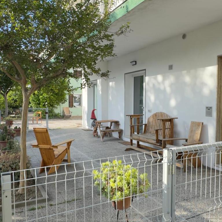 Riccione Beach Apartments - One-Bedroom Apartment - 14