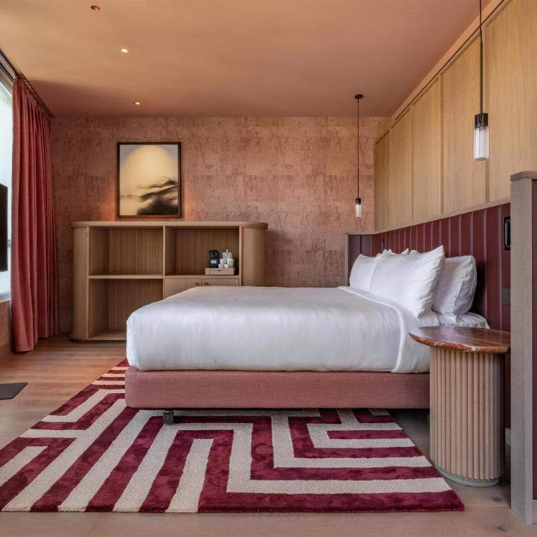 Hotel Palacio Bellas Artes San Sebastian, Curio Collection by Hilton - King Suite with Front Box and Terrace - 6