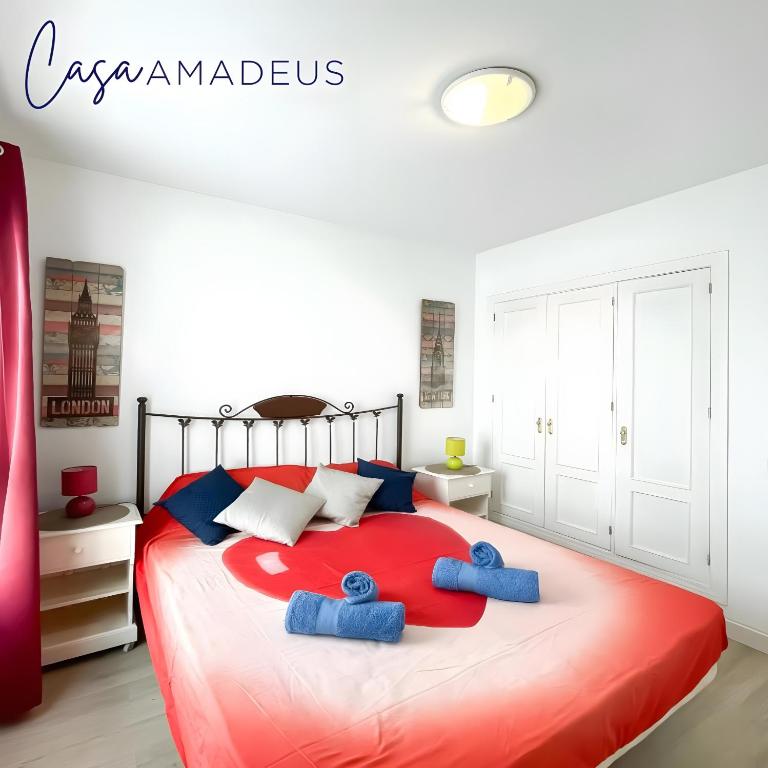 Casa Amadeus - Two-Bedroom Deluxe Apartment with Ocean View - 20