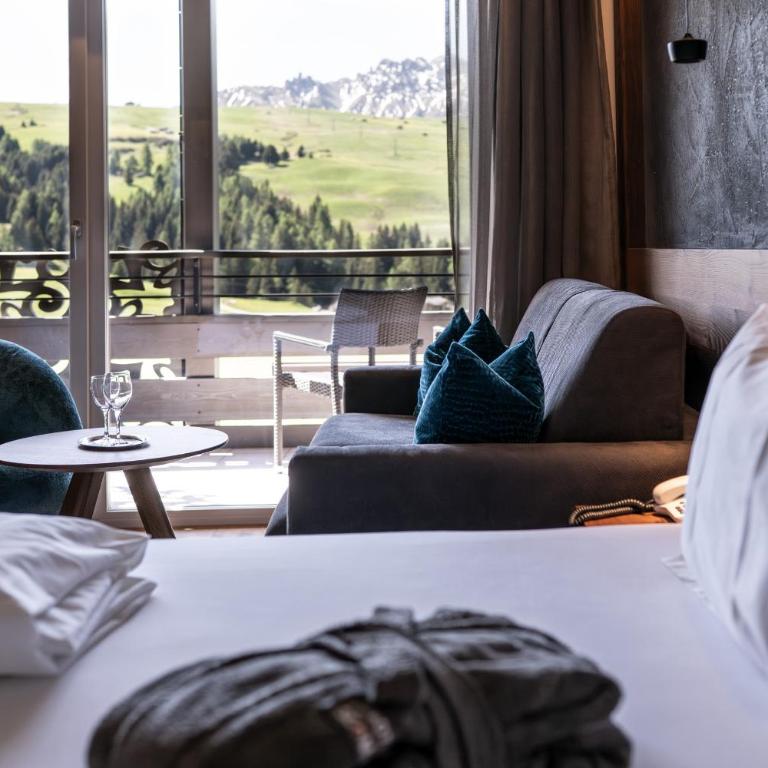 Hotel Schmung - Junior Suite con Balcone e Vista Montagna - 2