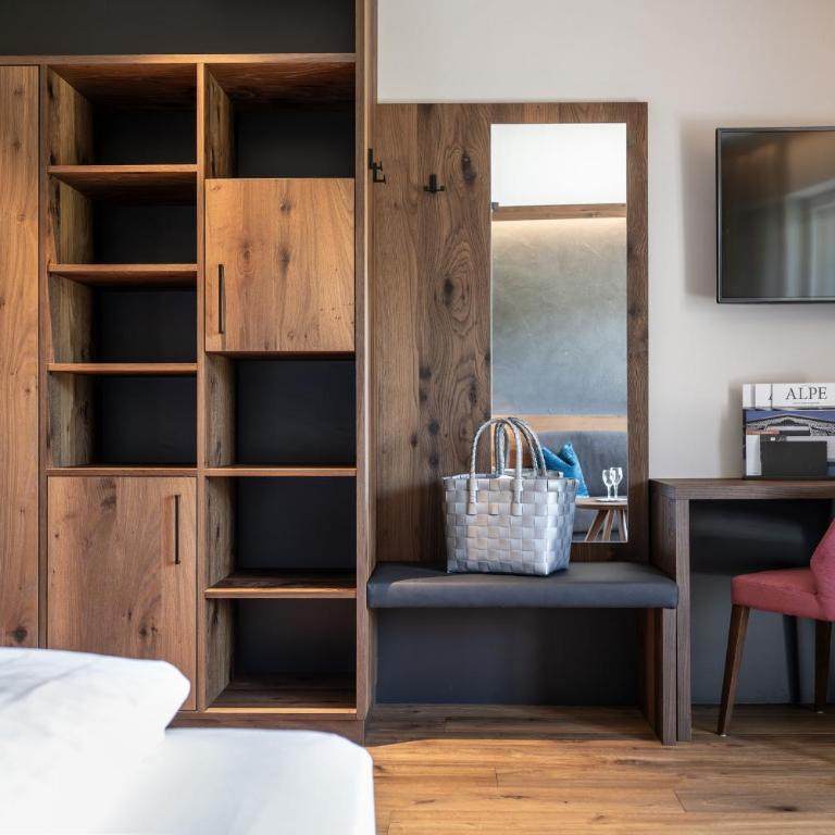 Hotel Schmung - Junior Suite con Balcone e Vista Montagna - 7