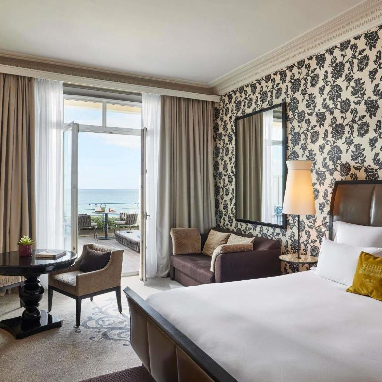 Le Grand Hotel de Cabourg - MGallery Collection - Chambre Double Deluxe avec Terrasse - Vue sur Mer - 2