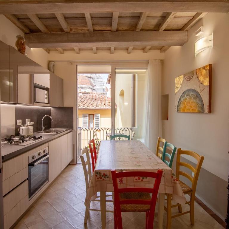 Vista Duomo, Terrazzino privato, 3 camere, 3 bagni - Appartamento con 3 Camere da Letto e con Vista - 5