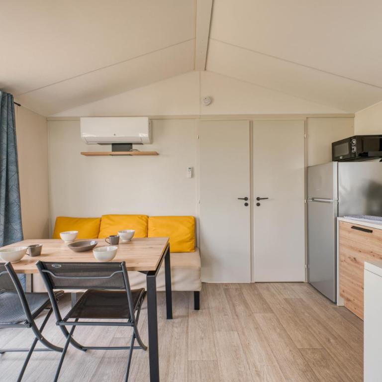 Camping Paradis Les Jonquilles - Comfort+ Mobile Home - 2 Bedrooms - 11