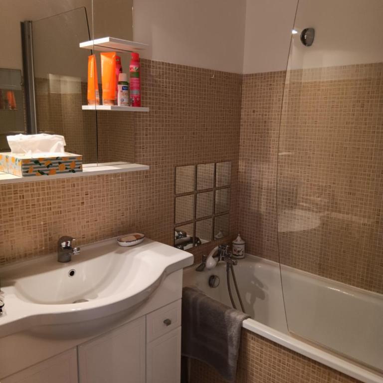 Appartement T2 55m résidence les Argonautes Bandol - Appartement 1 Chambre - 9