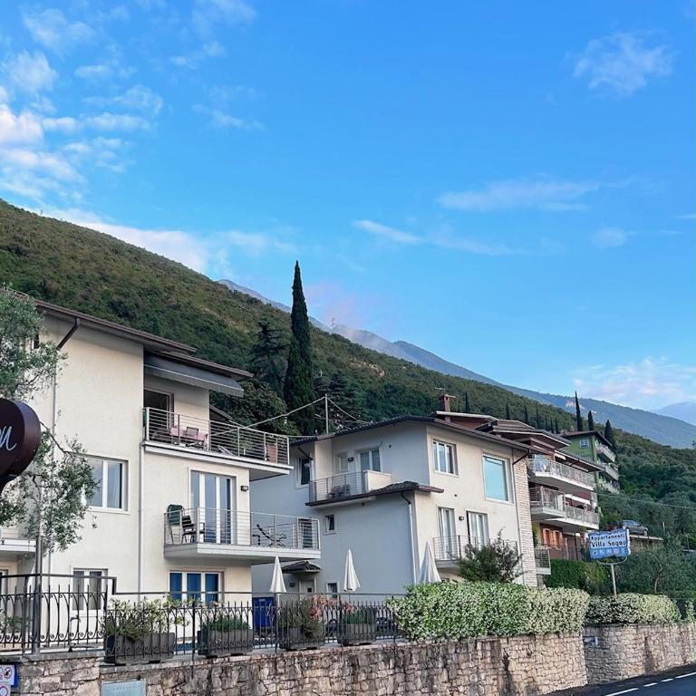 Villa Sogno - Appartamento con 2 Camere da Letto e Vista Lago - 1