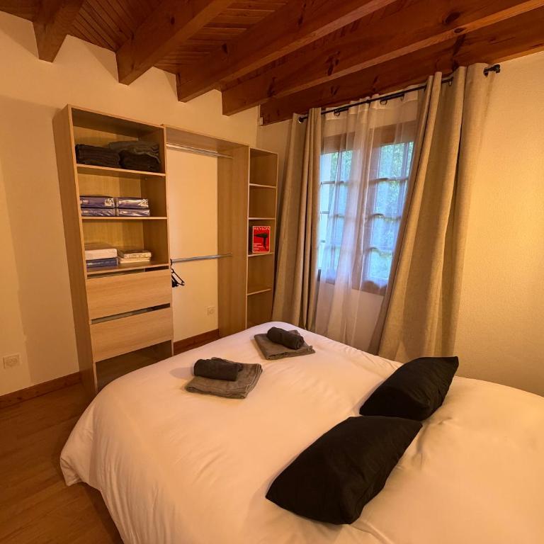 Maison et Appartement Indépendant , 10 Personnes , 5 min des Lacs et 10 min de l'océan - Casa de 5 dormitorios - 30