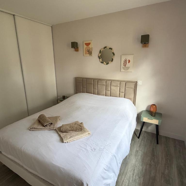 Maison et Appartement Indépendant , 10 Personnes , 5 min des Lacs et 10 min de l'océan - Casa de 5 dormitorios - 32