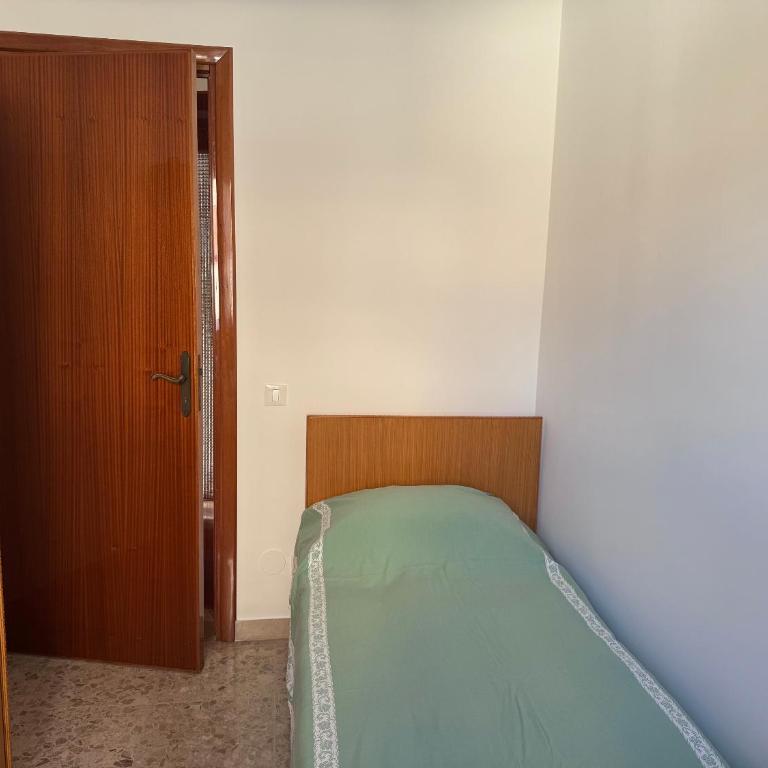 Con Vista sul campanile di Sirolo, cucina bagno ristrutturati, aria condizionata - Three-Bedroom Apartment - 7
