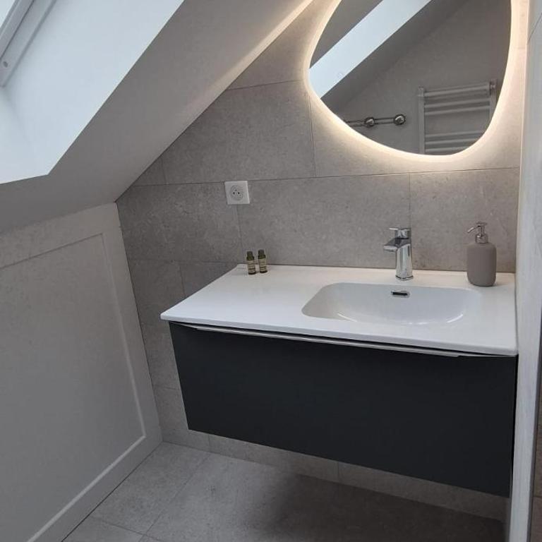 Résidence ROUSSEAU - Appartements Premium - Hyper centre-ville de Reims - Premium Apartment mit 1 Schlafzimmer - 9