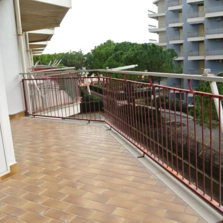Sunny seaside flat with terrace and pool - Appartamento - 2