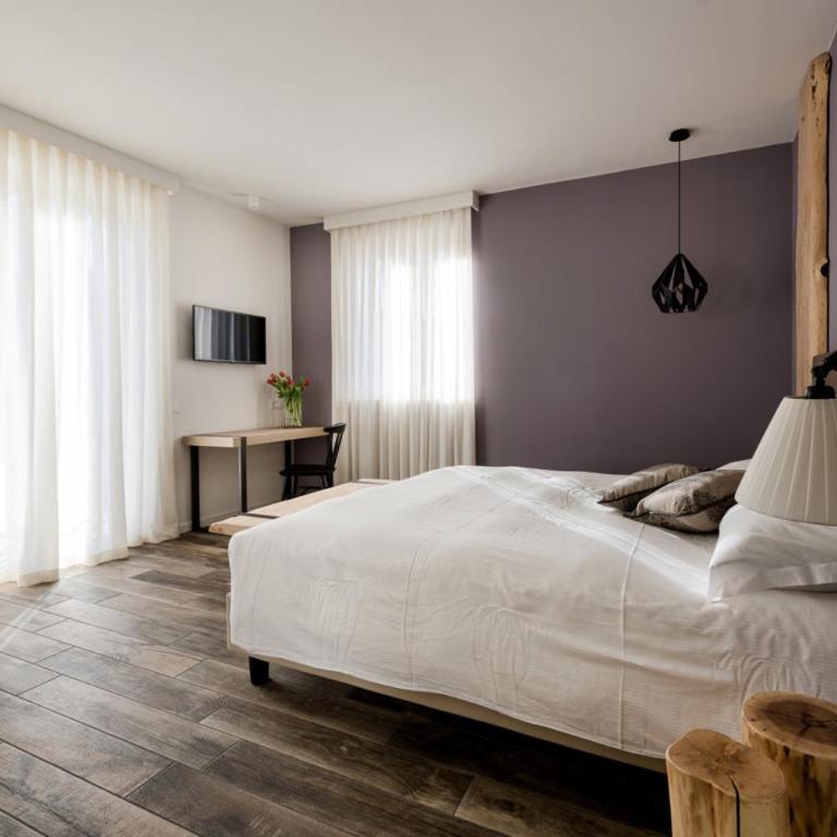 Locanda la Cross - Adults Only - Camera Matrimoniale con Balcone - 7