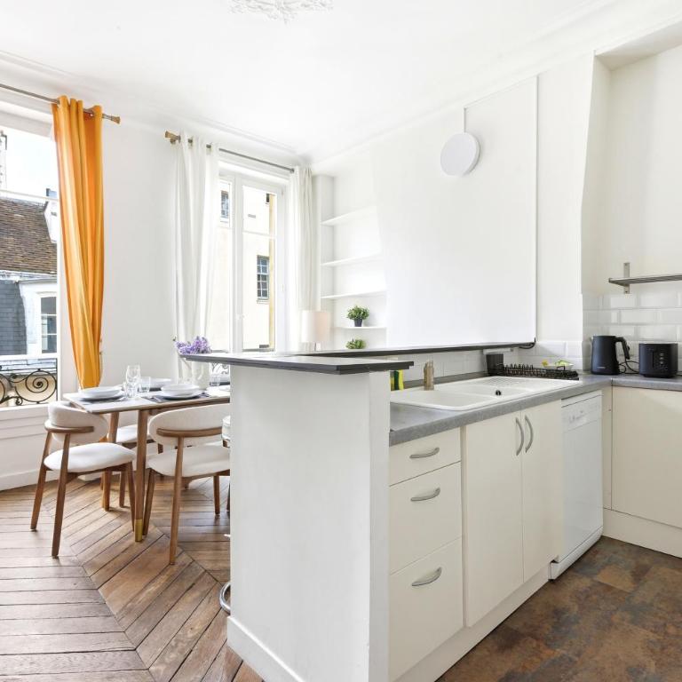 Central Paris 2-Bedroom Apartment with Netflix - Appartement 2 Chambres - 17