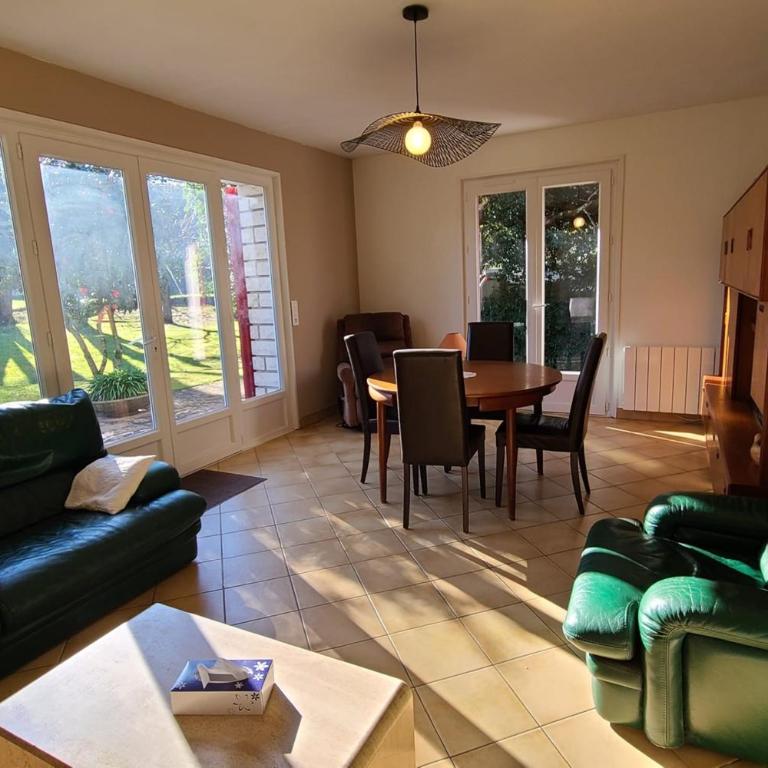 Grande maison familiale 4 chambres - Maison de Vacances - 7