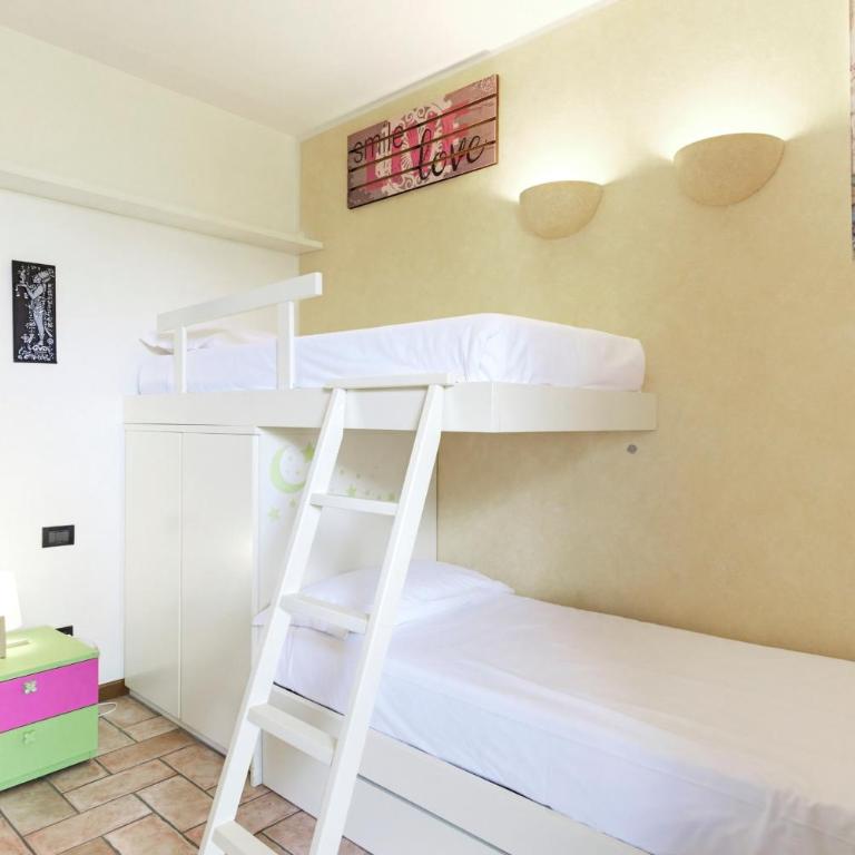 APARTMENT IRIS - Regarda Travel - Appartamento con Vista Giardino - 12