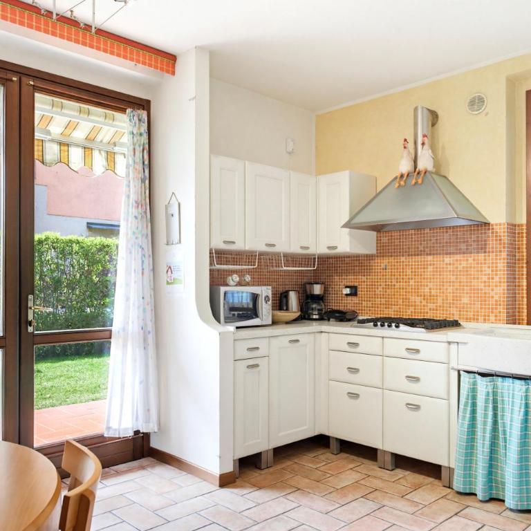 APARTMENT IRIS - Regarda Travel - Appartamento con Vista Giardino - 9