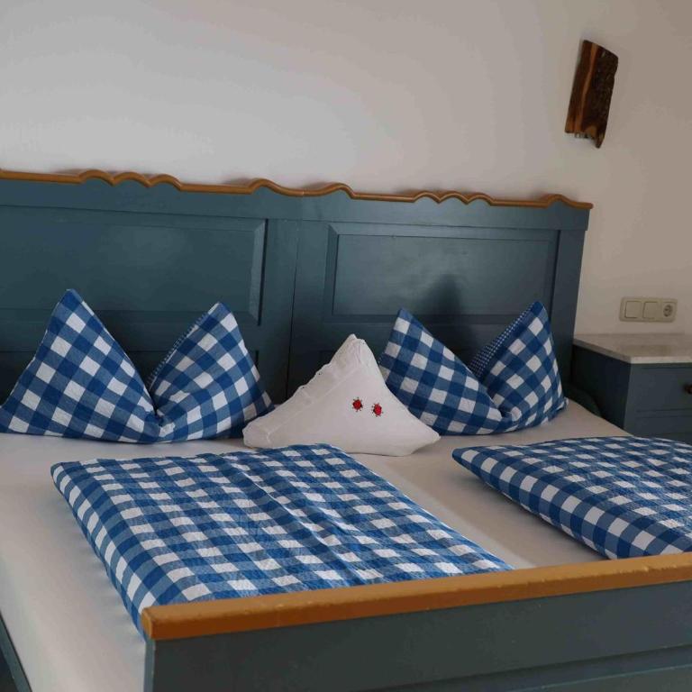 Ferienwohnungen Zwerger - Apartment mit 2 Schlafzimmern und Balkon - 5