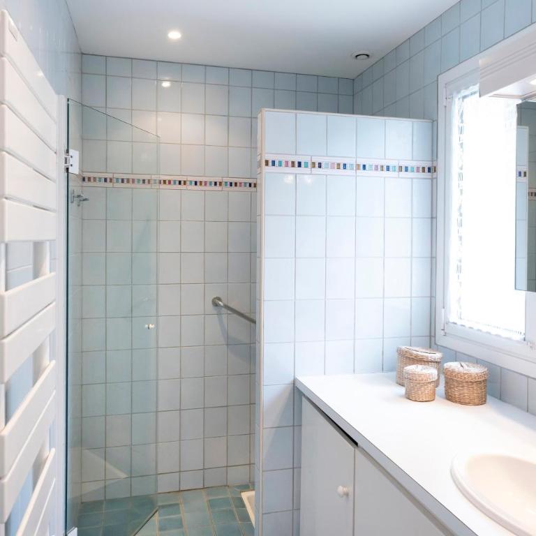 Villa Arabella - Three-Bedroom House - 27