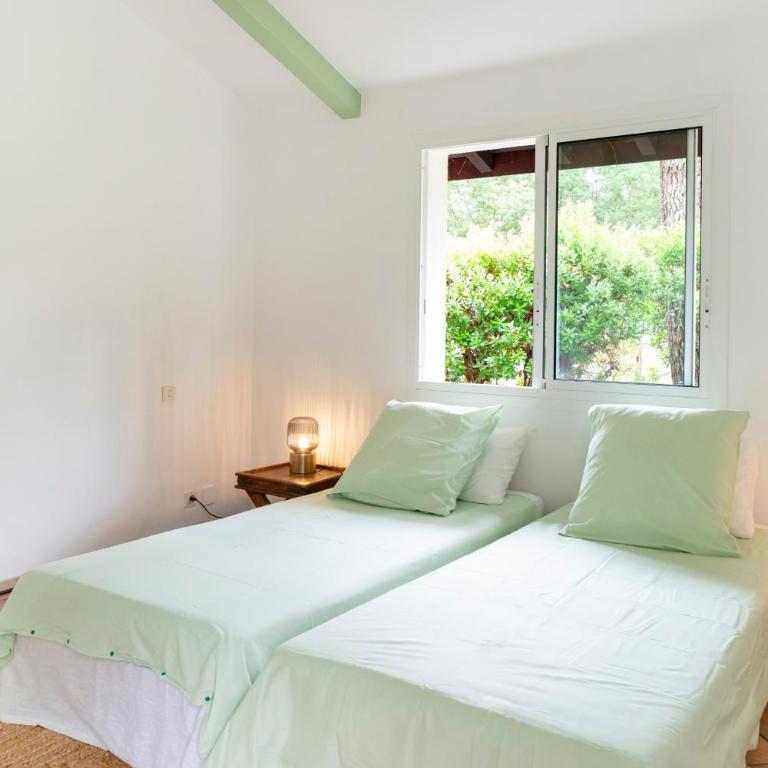 Villa Arabella - Three-Bedroom House - 25