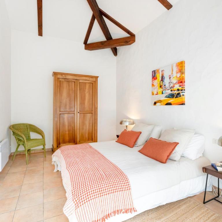 Villa Arabella - Three-Bedroom House - 22