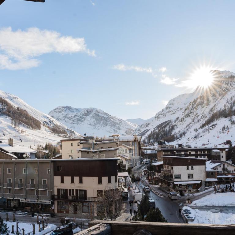 Penthouse Le Savoie - LES CHALETS COVAREL - Apartment - 4