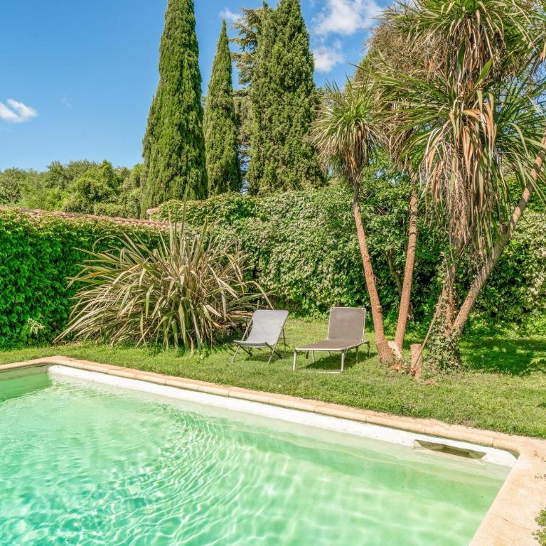 Gîte À Uzès, Au Bord De L'eau - Maison 2 Chambres - 3