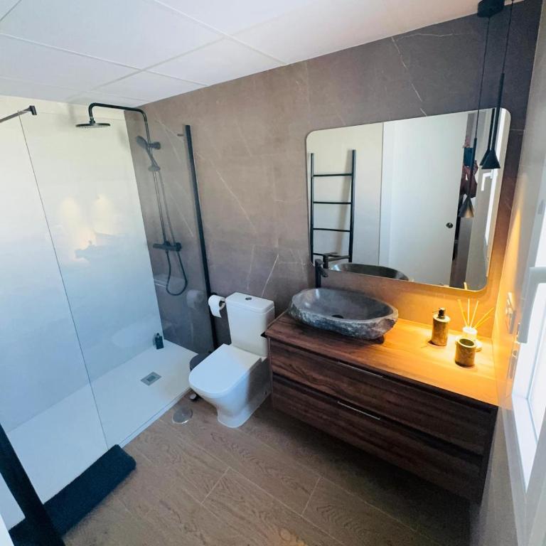 Amalfi - Three-Bedroom Deluxe Apartment - 4