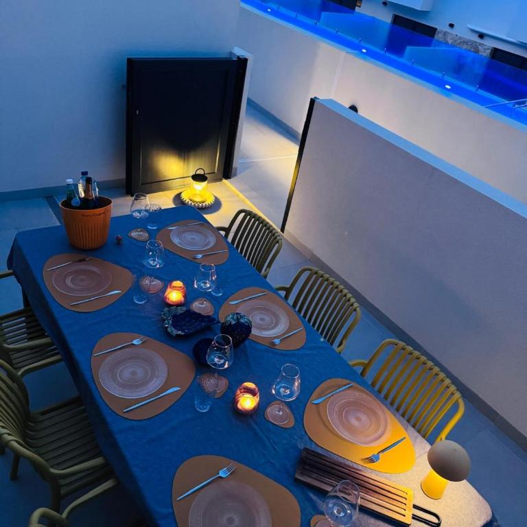 Amalfi - Three-Bedroom Deluxe Apartment - 29