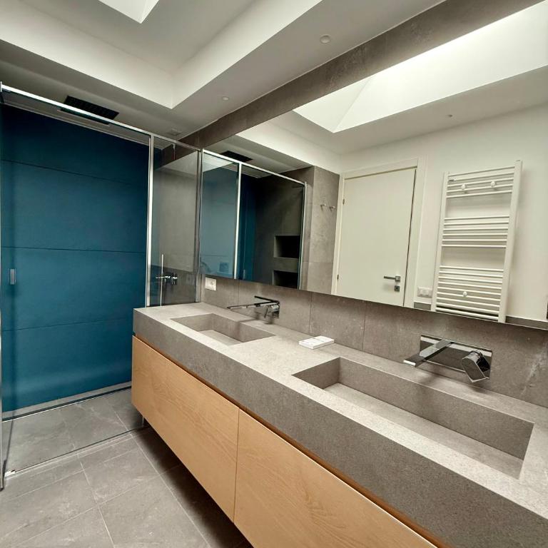 Medinblu Apartments Via Cavour - Appartamento con 2 Camere da Letto e Balcone - 23