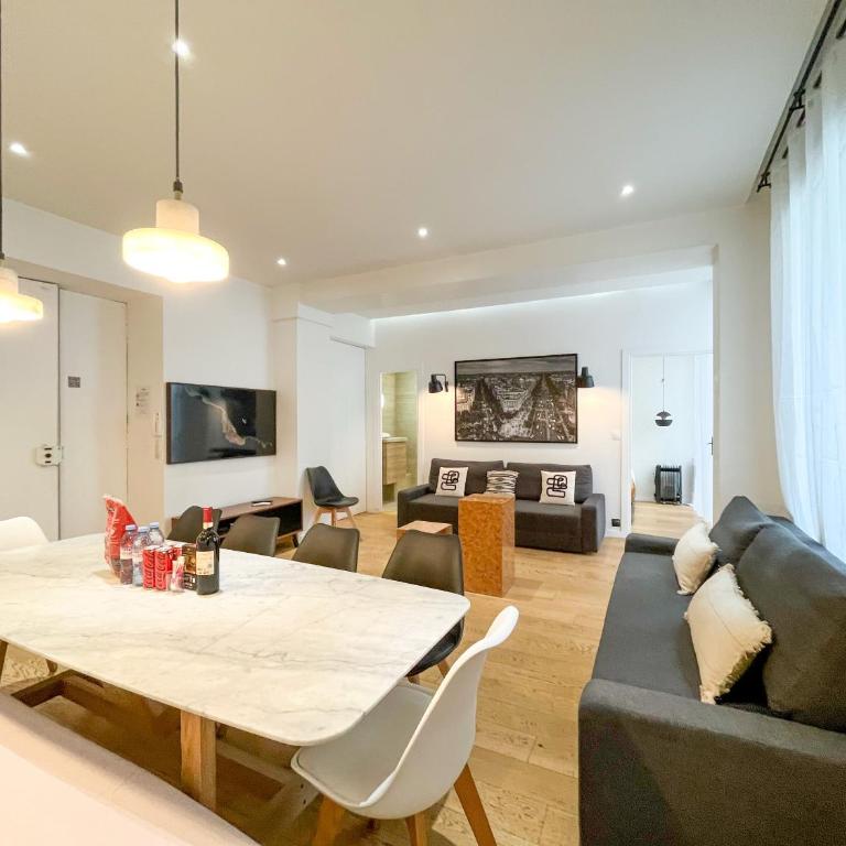UrbanFlat 69 - Authentic Parisian Home in the Center of Paris - Appartement - 1
