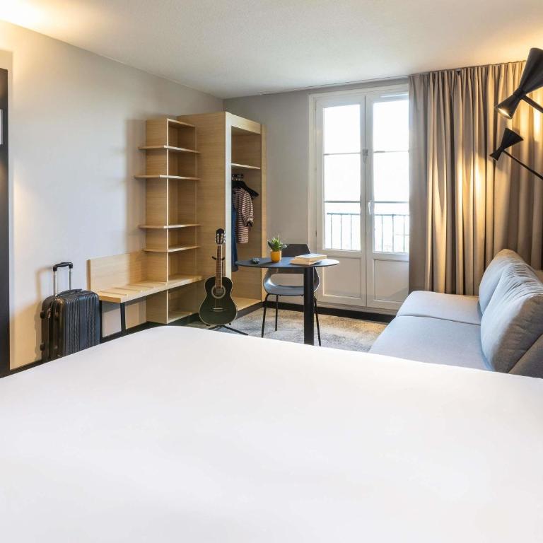 ibis Strasbourg Centre Gare - Superior Double Room with Sofa - 9