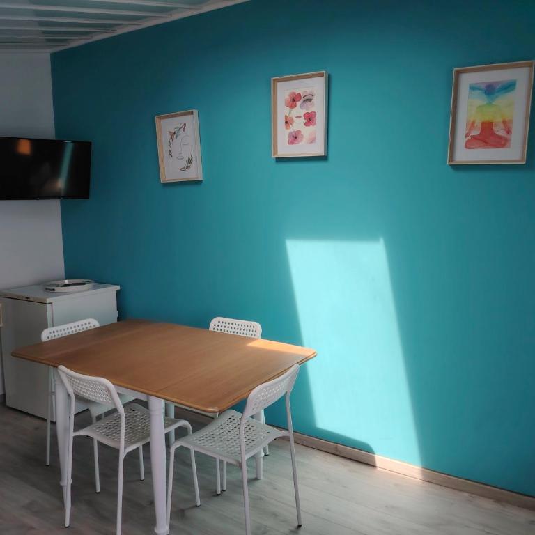 Appartement Front de Mer - Vue Mer Exceptionnelle, les Pieds dans l'Eau à La Madrague, Presqu'île de Giens - Apartment mit 1 Schlafzimmer - 19