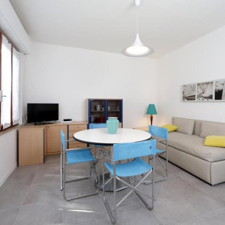 Charming villa with garden and BBQ, 200m to sea - Appartamento - 11