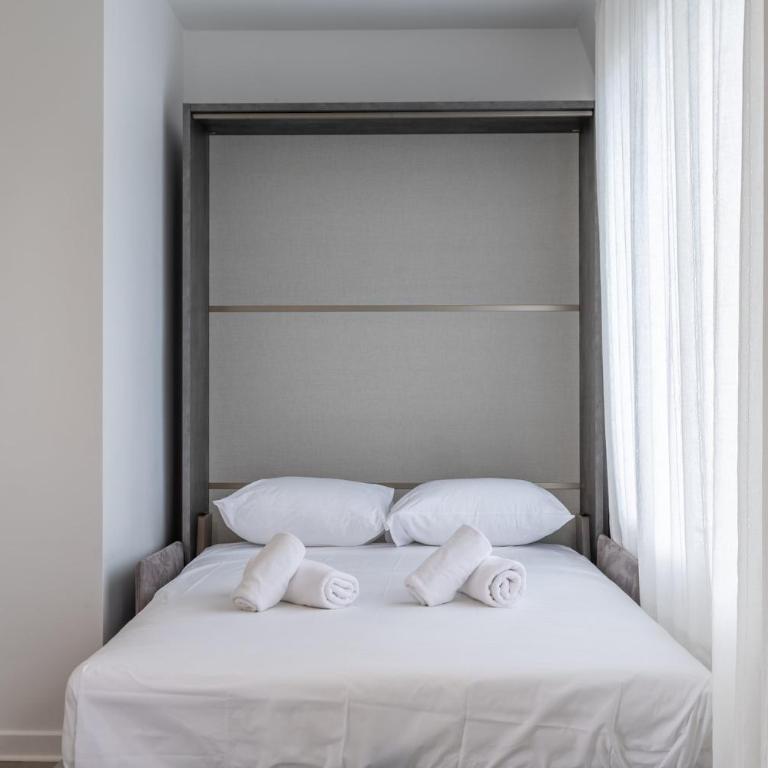 Eiffel Tower View Studio with Balcony & Elevator - Appartement - 12
