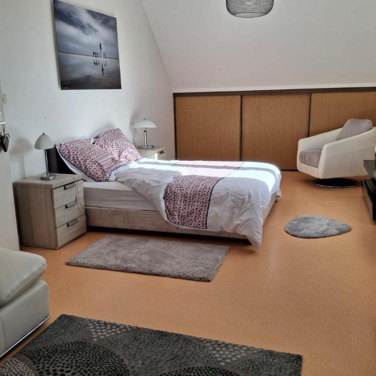 Bright house with terrace - Vacation Home - 8