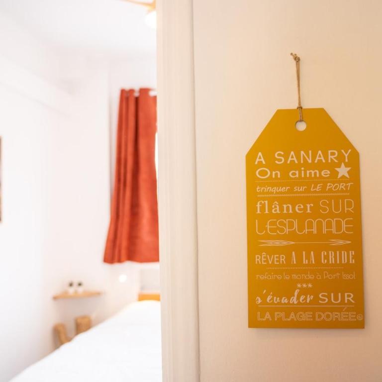 T2 lumineux sur le port de Sanary - One-Bedroom Apartment - 16