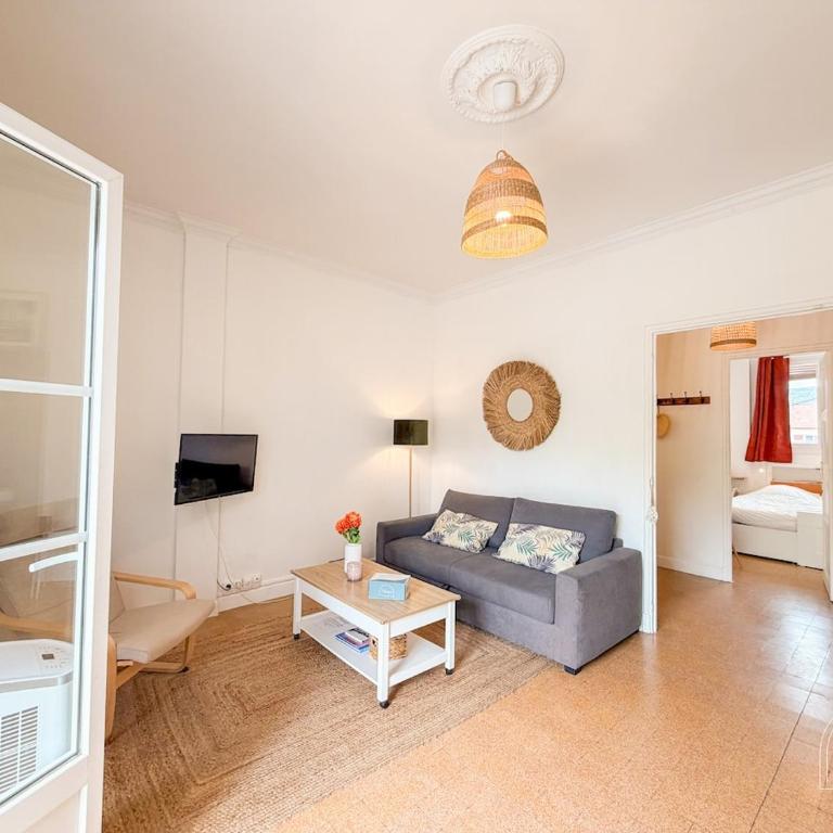 T2 lumineux sur le port de Sanary - One-Bedroom Apartment - 18