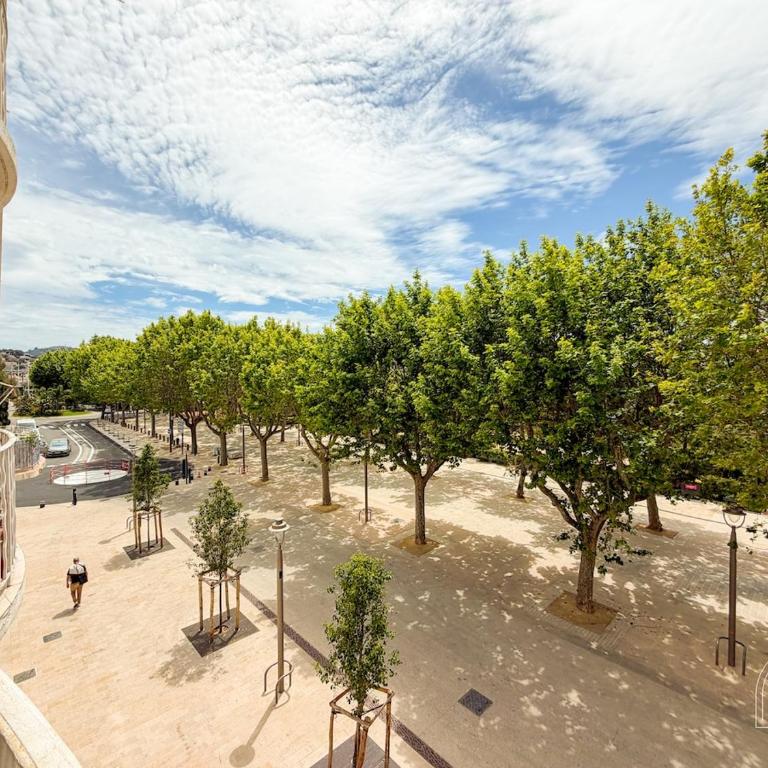 T2 lumineux sur le port de Sanary - One-Bedroom Apartment - 29
