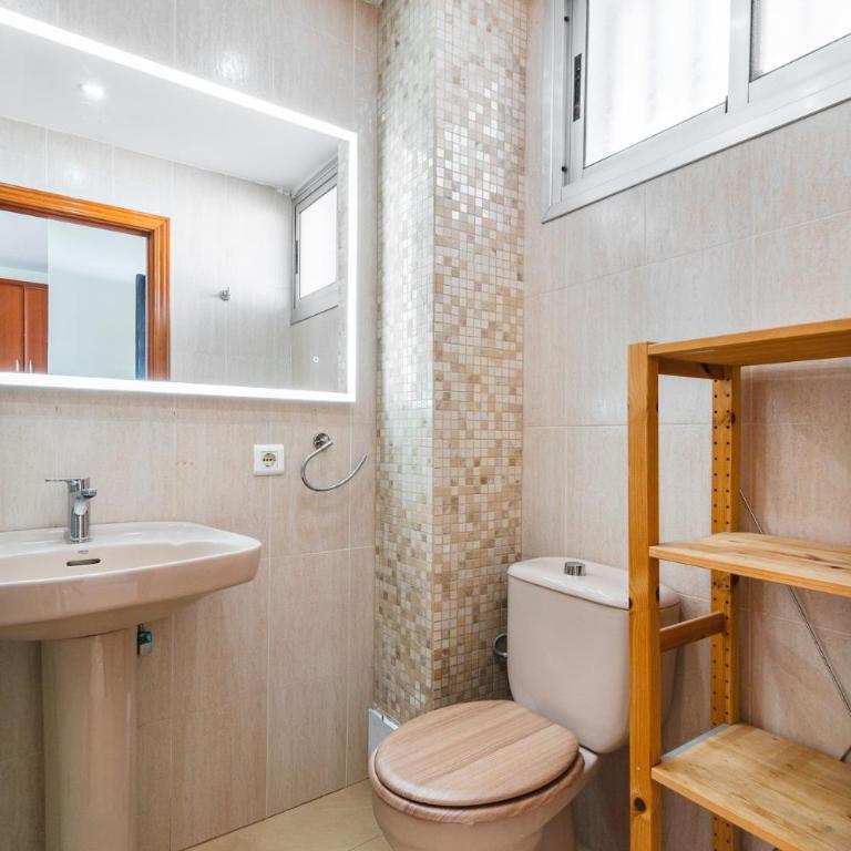 M&M Suite Yumbo Atlantis by HomestayGranCanaria - Two-Bedroom Apartment - 13