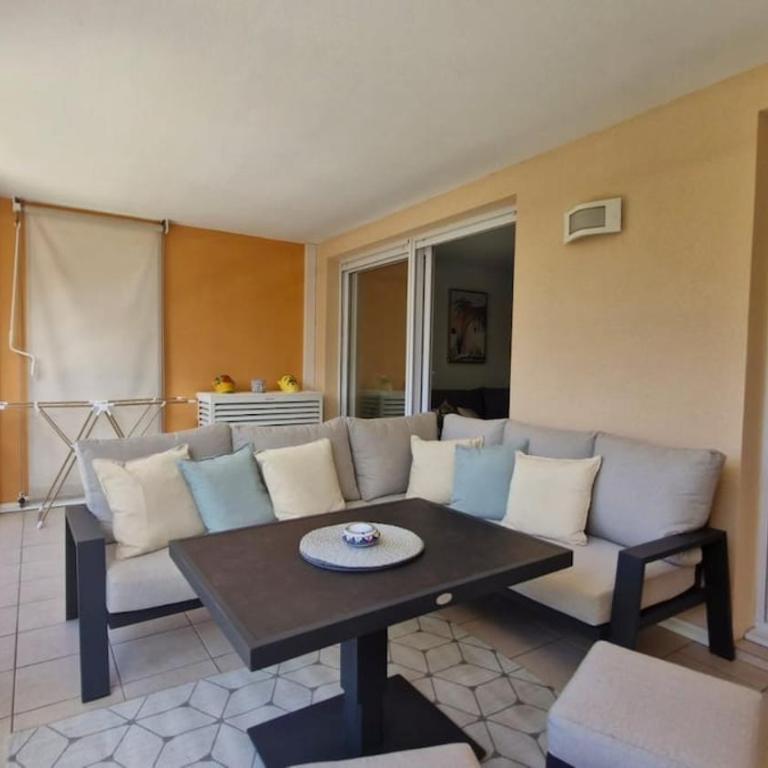 Beau T3 avec terrasse au Grand Parc - Apartment mit 2 Schlafzimmern - 8