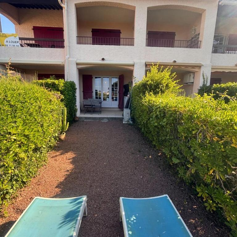 Garden studio with terrace 600m from the port - Monolocale - 7