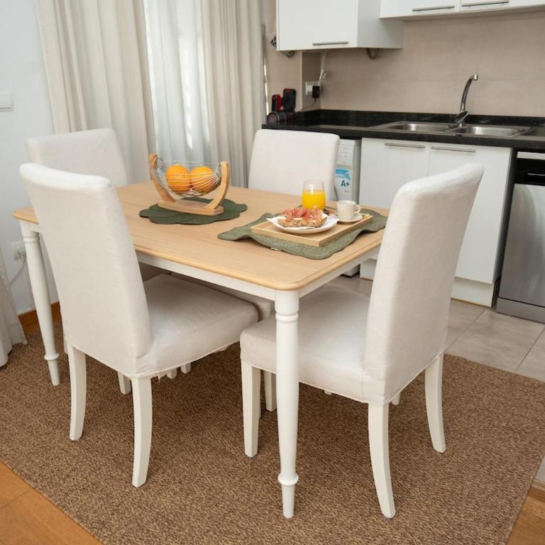 City of Arts Bright Apartment - One-Bedroom Apartment - 17